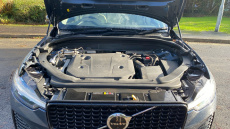 Volvo XC60 2.0 B4D Plus Dark 5dr AWD Geartronic Diesel Estate